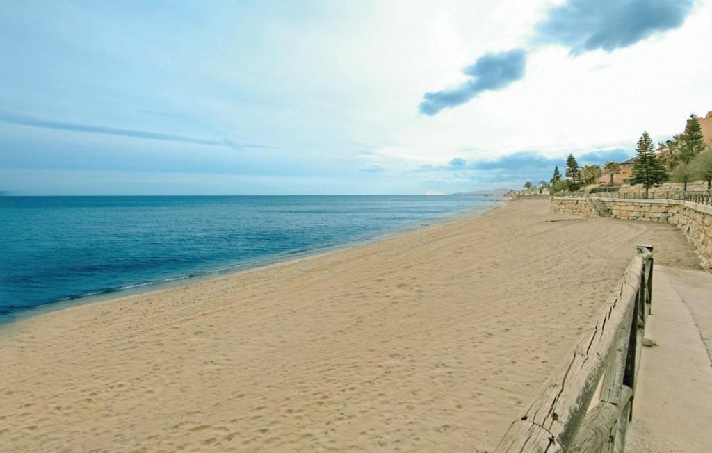Penthouse On The Beachfront Estepona Luaran gambar
