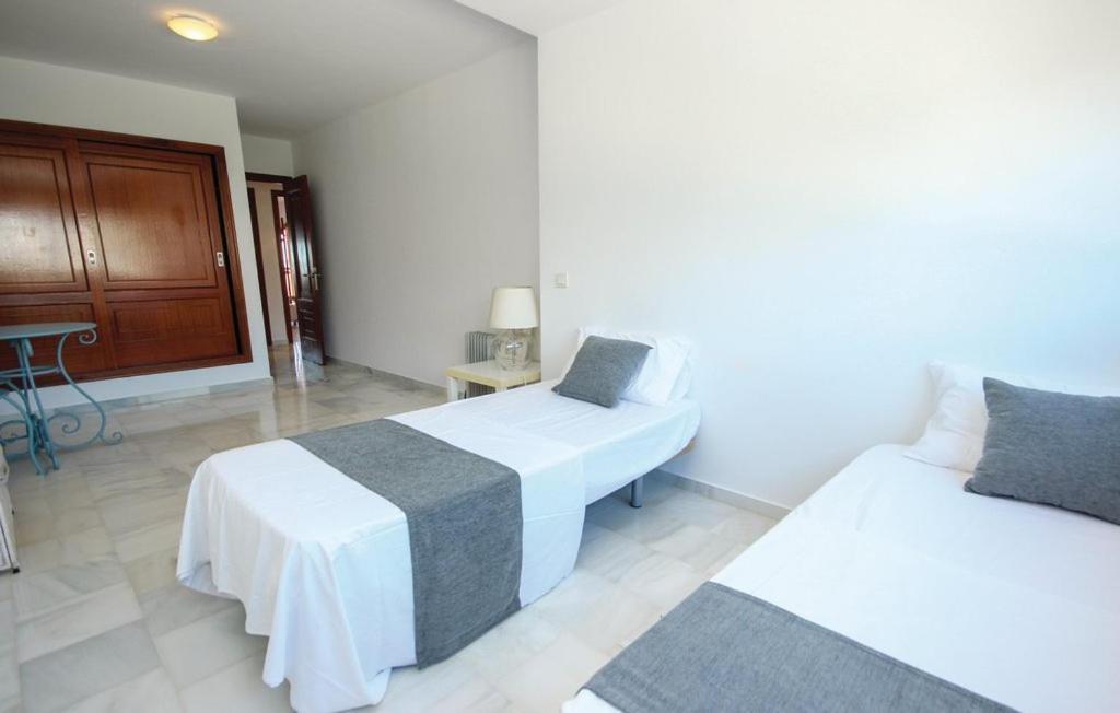Penthouse On The Beachfront Estepona Luaran gambar