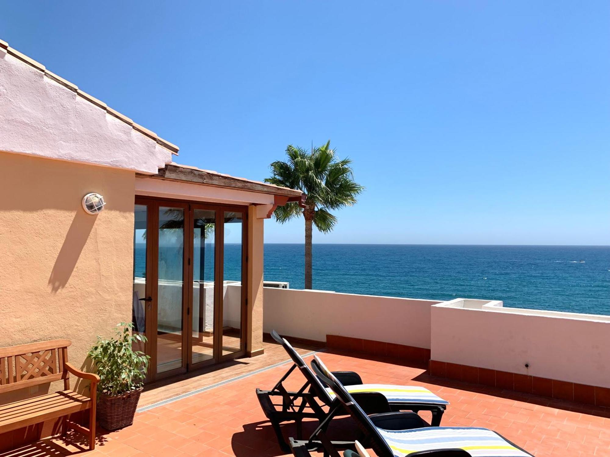 Penthouse On The Beachfront Estepona Luaran gambar